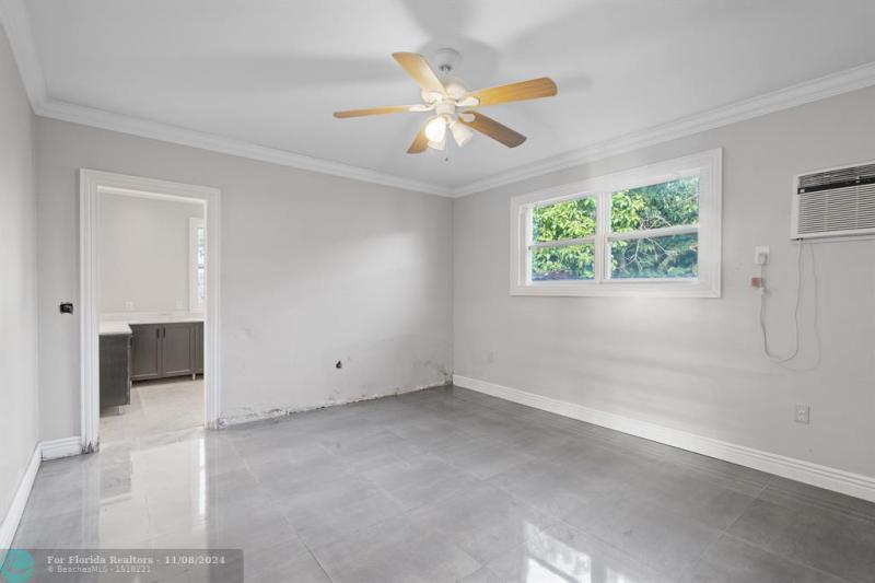  Single Family Homes Photo 20: 1519 SW 19th St  Miami,  FL 33145