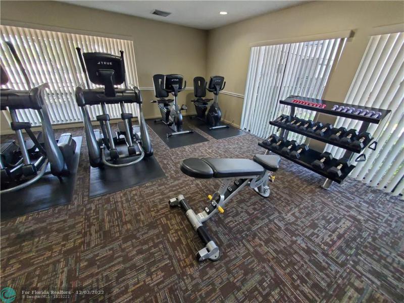 Condo & Townhome Photos