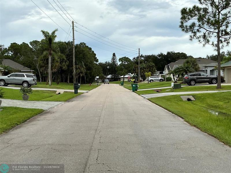 Duplex, Triplex and Fourplex Images