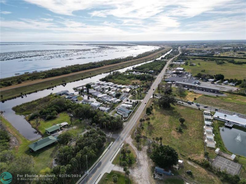  Commercial & Industrial Land Images 