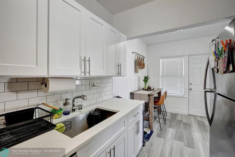 Duplex, Triplex and Fourplex Images