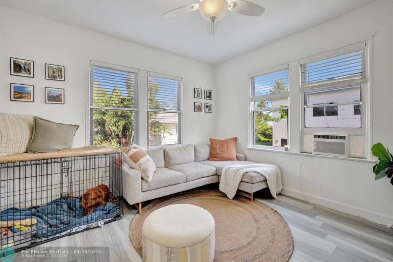 Duplex, Triplex and Fourplex Images