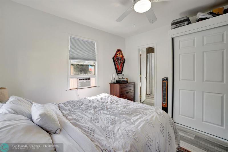 Duplex, Triplex and Fourplex Images