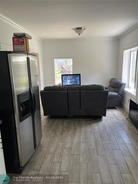 Duplex, Triplex and Fourplex Images