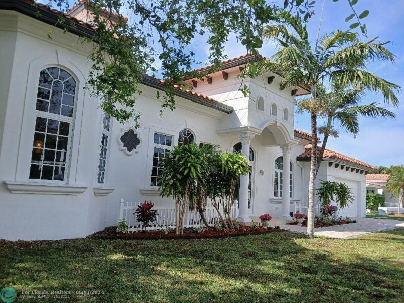  Single Family Homes Photo 4: 1603 W Terra Mar Dr  Lauderdale By The Sea,  FL 33062