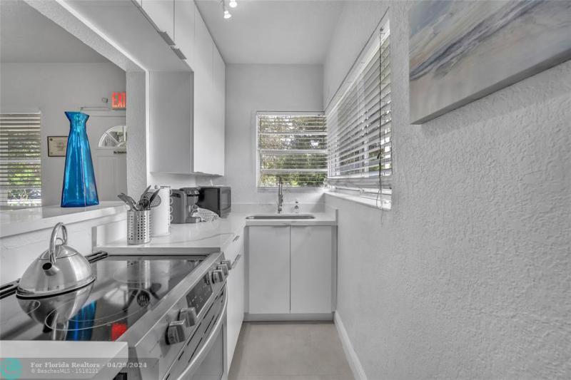 Duplex, Triplex and Fourplex Images