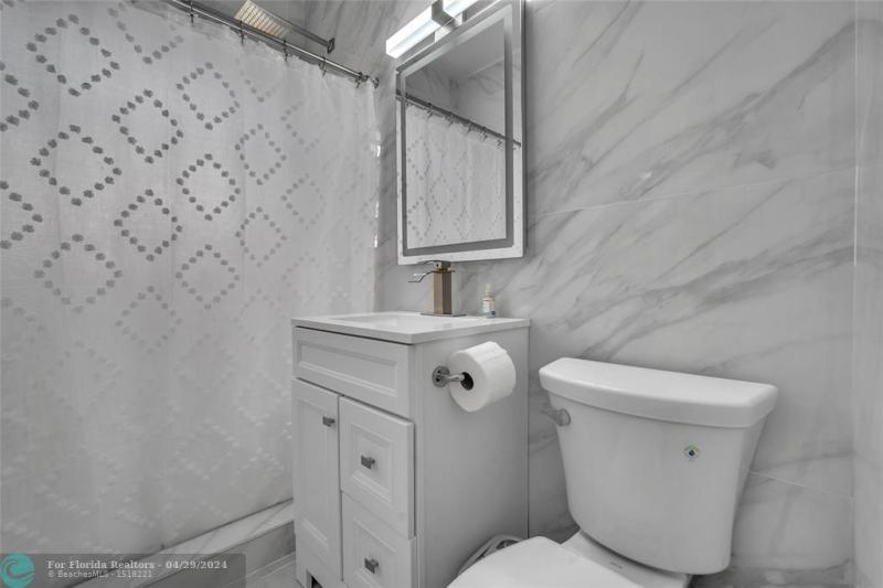 Duplex, Triplex and Fourplex Images