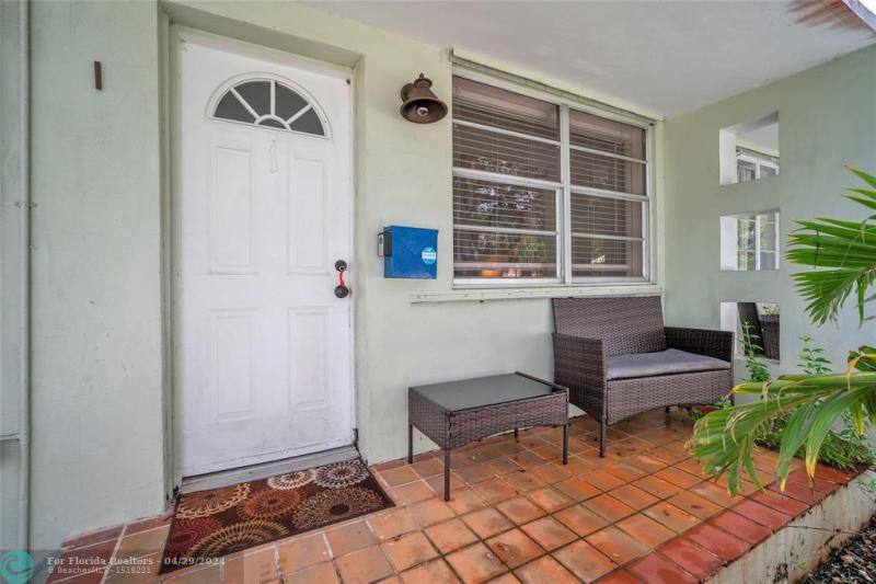 Duplex, Triplex and Fourplex Images