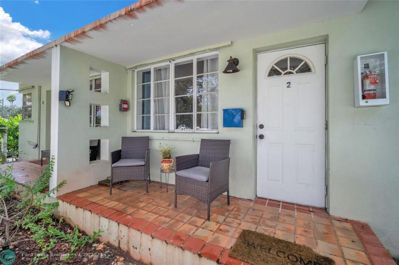 Duplex, Triplex and Fourplex Images