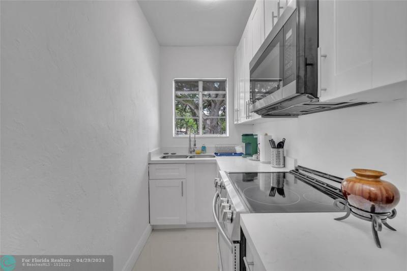 Duplex, Triplex and Fourplex Images