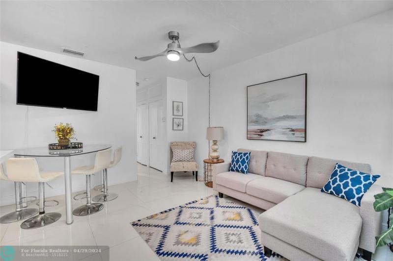 Duplex, Triplex and Fourplex Images