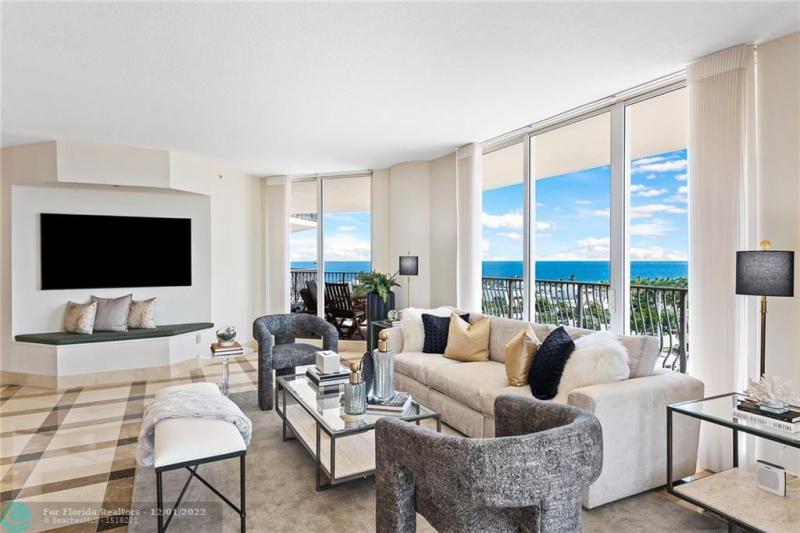  Condo & Townhome Photos