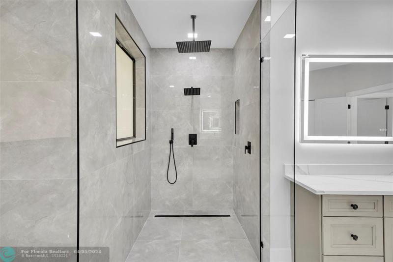  Single Family Homes Photo 20: 7685 NW 47th Dr  Coral Springs,  FL 33067