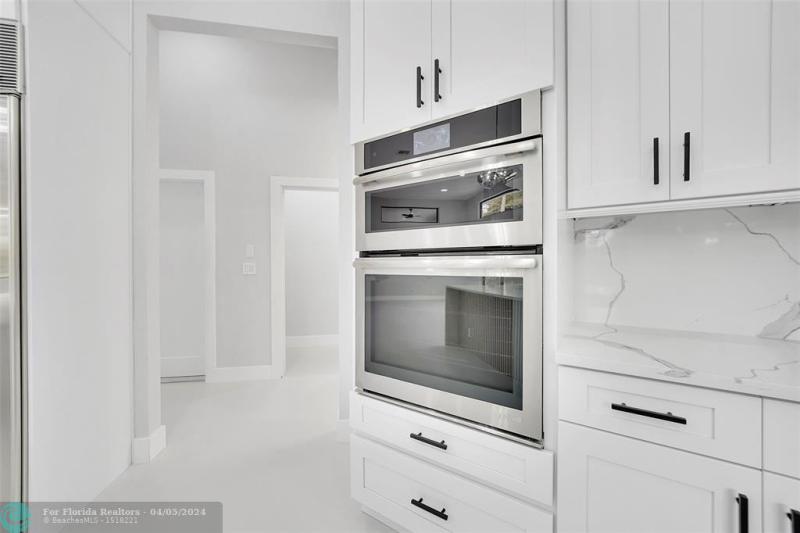  Single Family Homes Photo 26: 7685 NW 47th Dr  Coral Springs,  FL 33067