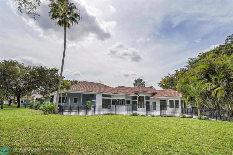  Single Family Homes Photo 56: 7685 NW 47th Dr  Coral Springs,  FL 33067