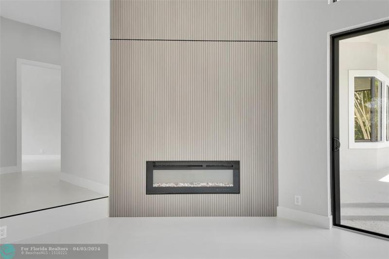  Single Family Homes Photo 7: 7685 NW 47th Dr  Coral Springs,  FL 33067