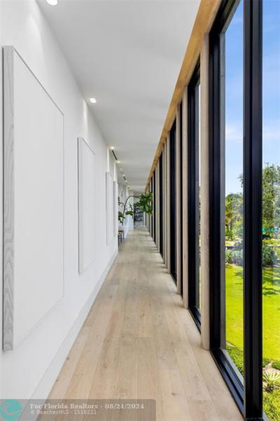  Single Family Homes Photo 25: 516 Mola Ave  Fort Lauderdale,  FL 33301