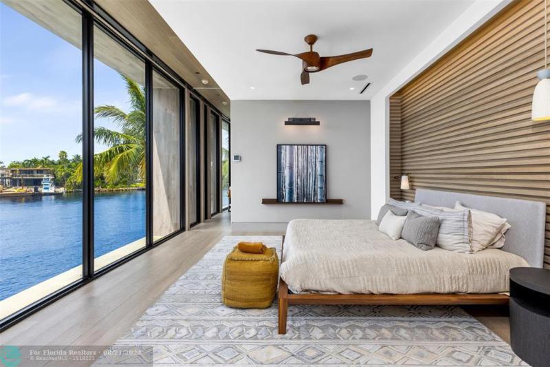  Single Family Homes Photo 26: 516 Mola Ave  Fort Lauderdale,  FL 33301