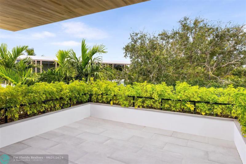  Single Family Homes Photo 40: 516 Mola Ave  Fort Lauderdale,  FL 33301