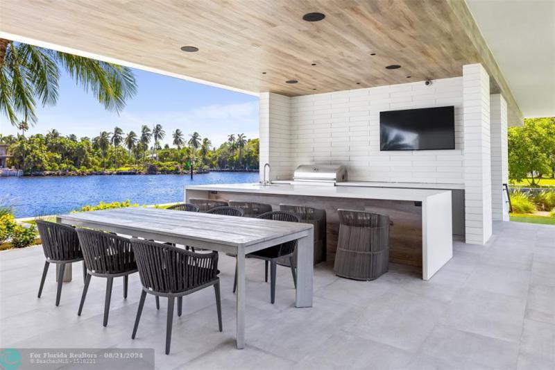  Single Family Homes Photo 41: 516 Mola Ave  Fort Lauderdale,  FL 33301