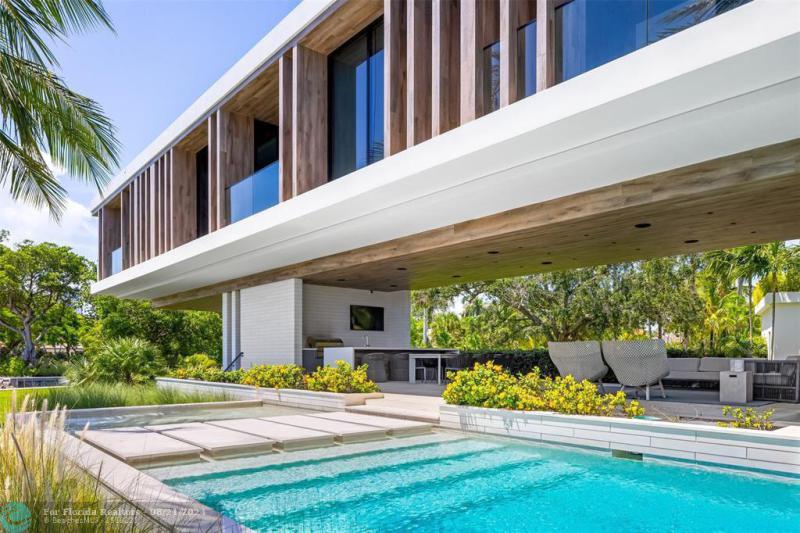  Single Family Homes Photo 47: 516 Mola Ave  Fort Lauderdale,  FL 33301