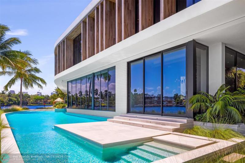  Single Family Homes Photo 48: 516 Mola Ave  Fort Lauderdale,  FL 33301