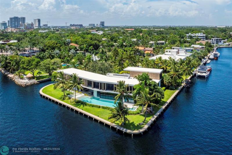  Single Family Homes Photo 59: 516 Mola Ave  Fort Lauderdale,  FL 33301