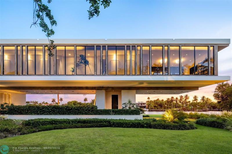  Single Family Homes Photo 62: 516 Mola Ave  Fort Lauderdale,  FL 33301