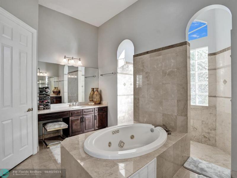  Single Family Homes Photo 22: 6788 NW 117th Ave  Parkland,  FL 33076