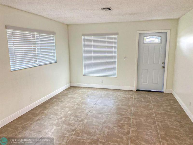 Duplex, Triplex and Fourplex Images