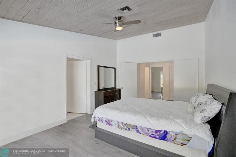  Single Family Homes Photo 63: 7471 NW 35th Ct  Lauderhill,  FL 33319
