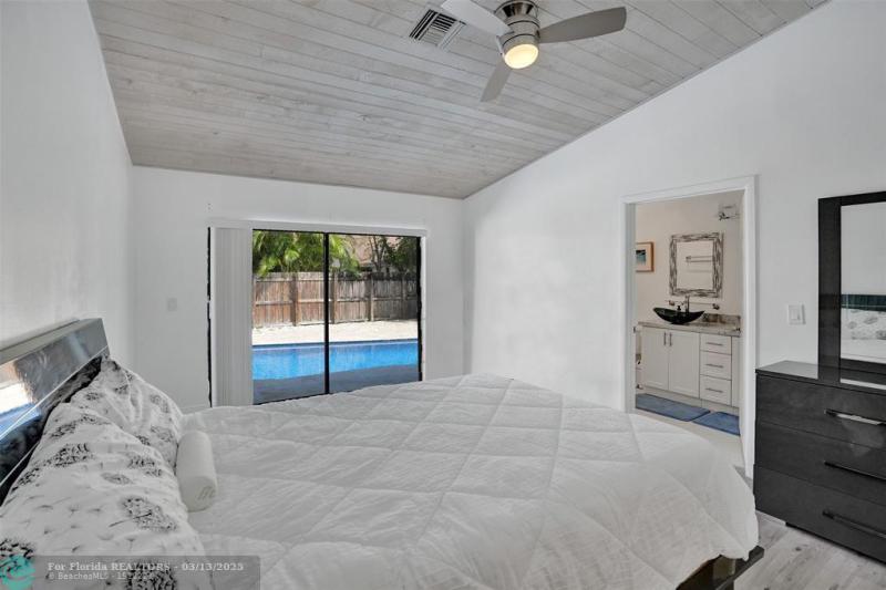 Single Family Homes Photo 64: 7471 NW 35th Ct  Lauderhill,  FL 33319