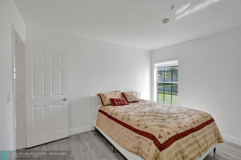  Single Family Homes Photo 73: 7471 NW 35th Ct  Lauderhill,  FL 33319