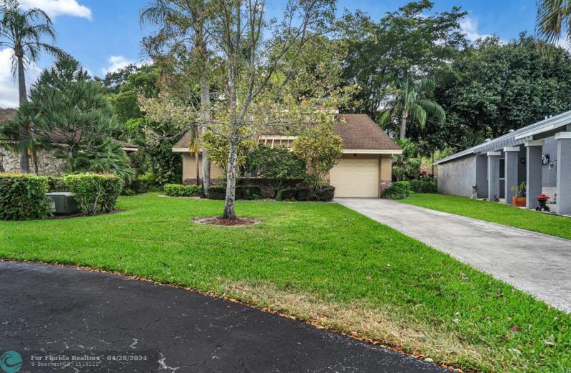  Single Family Homes Photo 31: 2441 Ginger Ave  Coconut Creek,  FL 33063