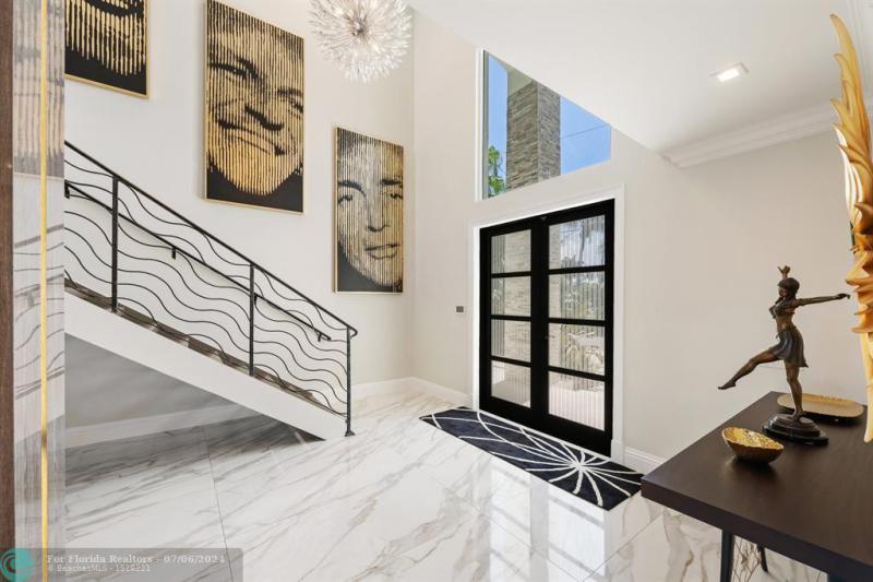  Single Family Homes Photo 10: 2307 N RIVERSIDE DR  Pompano Beach,  FL 33062