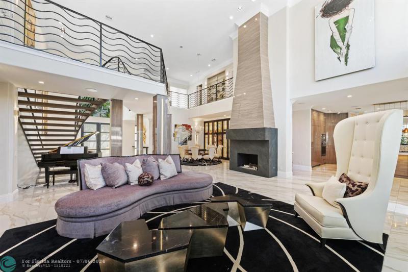  Single Family Homes Photo 14: 2307 N RIVERSIDE DR  Pompano Beach,  FL 33062