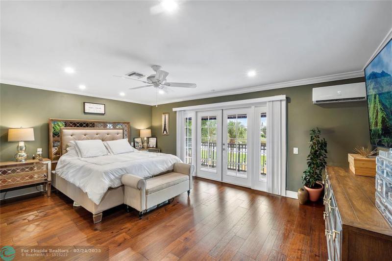  Single Family Homes Photo 22: 133 SW 121st Way  Coral Springs,  FL 33071