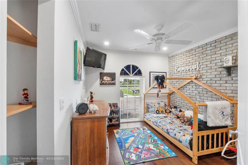  Single Family Homes Photo 28: 133 SW 121st Way  Coral Springs,  FL 33071