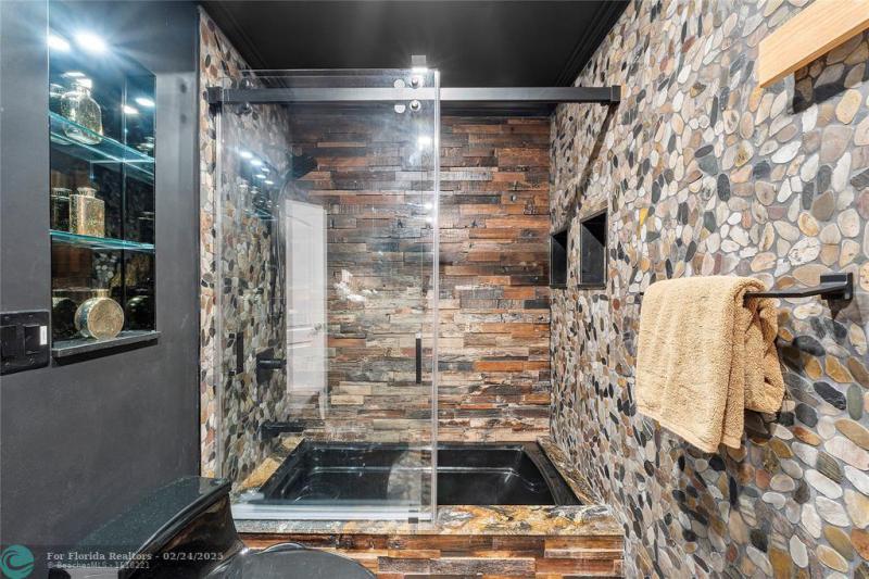  Single Family Homes Photo 29: 133 SW 121st Way  Coral Springs,  FL 33071