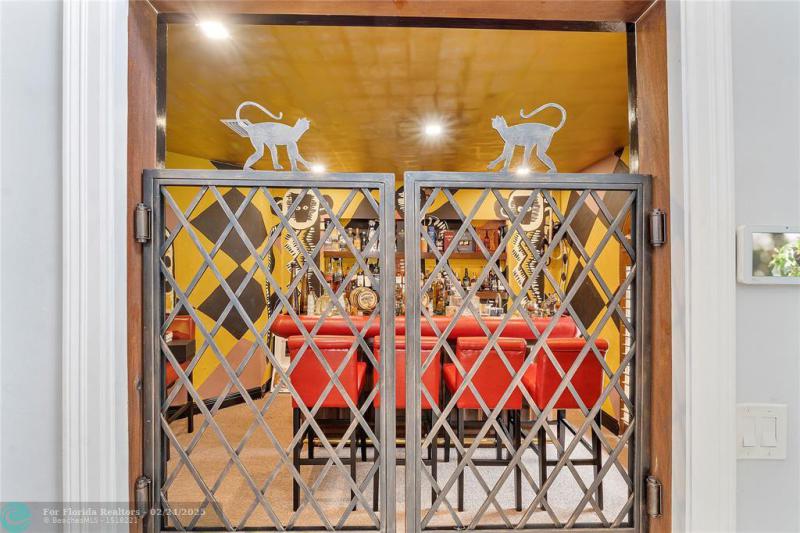  Single Family Homes Photo 44: 133 SW 121st Way  Coral Springs,  FL 33071