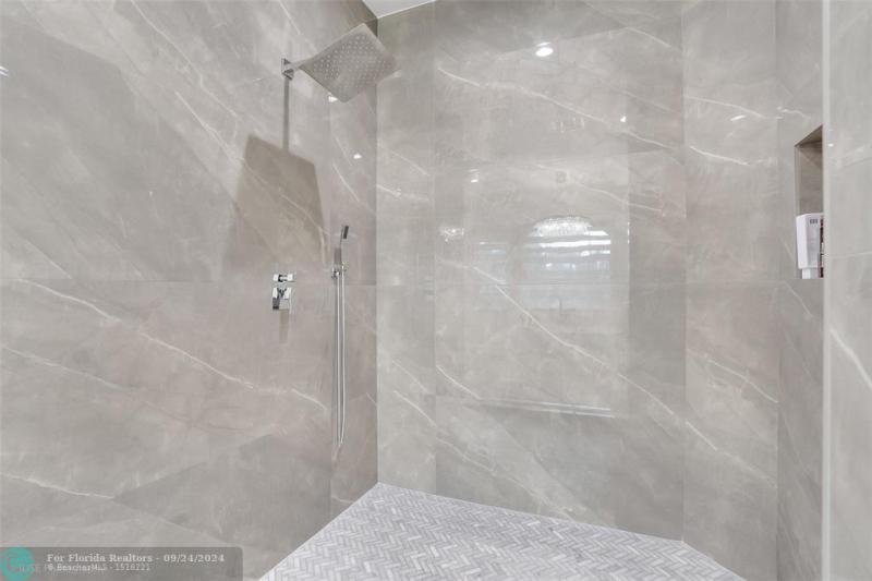  Single Family Homes Photo 12: 10035 Bay Leaf Ct  Parkland,  FL 33076