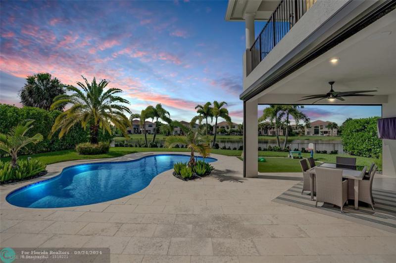  Single Family Homes Photo 15: 10035 Bay Leaf Ct  Parkland,  FL 33076