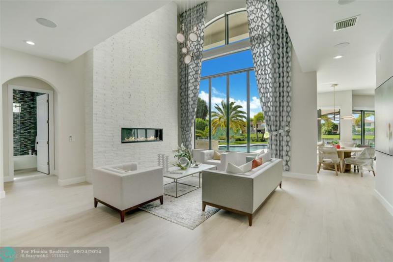  Single Family Homes Photo 2: 10035 Bay Leaf Ct  Parkland,  FL 33076