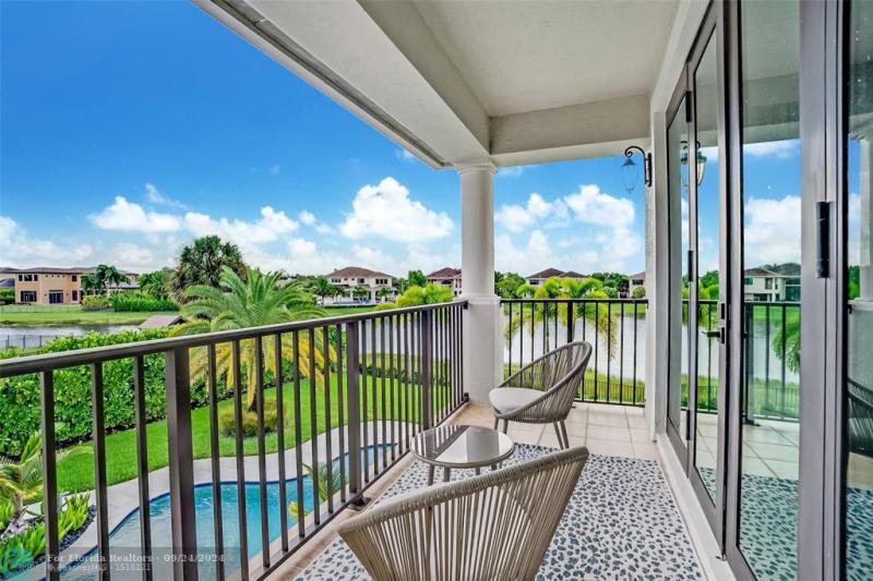  Single Family Homes Photo 21: 10035 Bay Leaf Ct  Parkland,  FL 33076