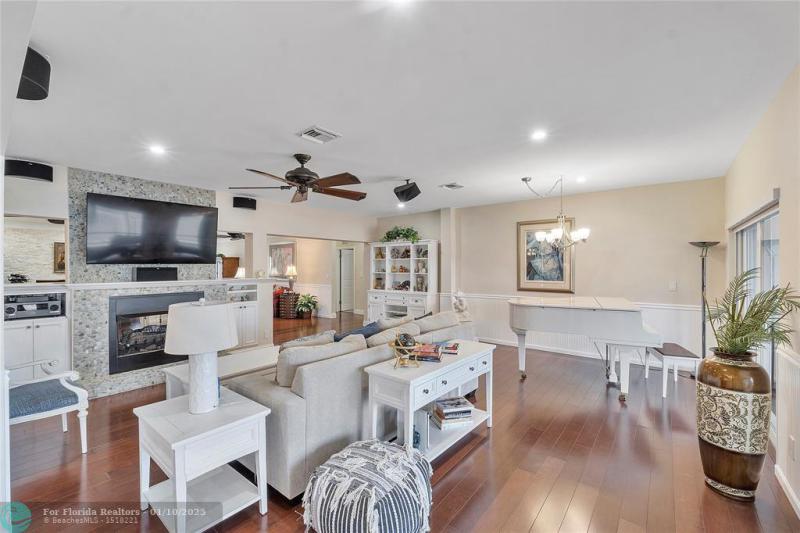  Single Family Homes Photo 16: 22 Little Harbor Way  Deerfield Beach,  FL 33441