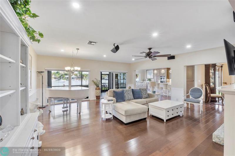  Single Family Homes Photo 17: 22 Little Harbor Way  Deerfield Beach,  FL 33441