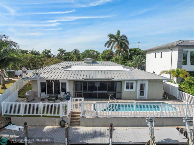  Single Family Homes Photo 9: 22 Little Harbor Way  Deerfield Beach,  FL 33441