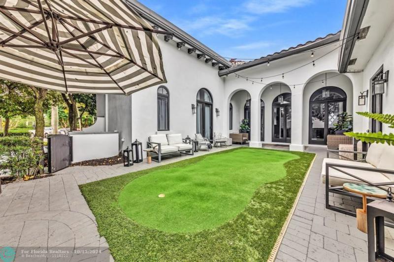  Single Family Homes Photo 13: 550 Carrotwood Ter  Plantation,  FL 33324