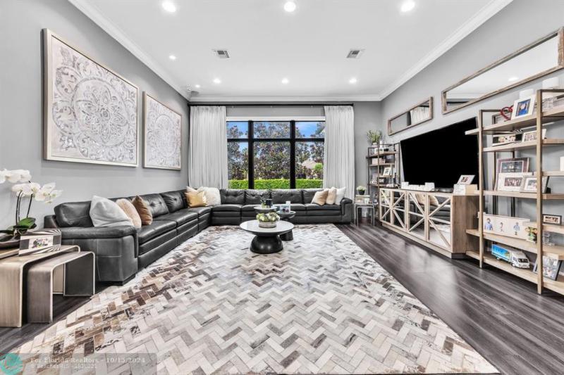  Single Family Homes Photo 17: 550 Carrotwood Ter  Plantation,  FL 33324