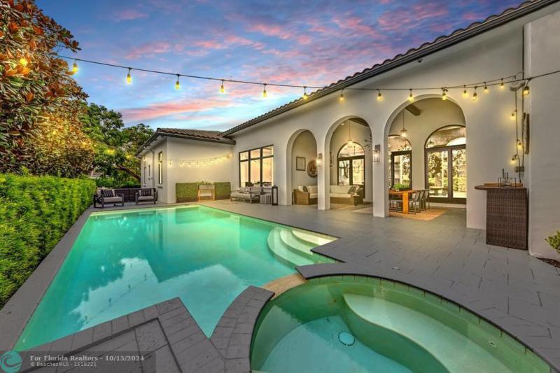  Single Family Homes Photo 2: 550 Carrotwood Ter  Plantation,  FL 33324